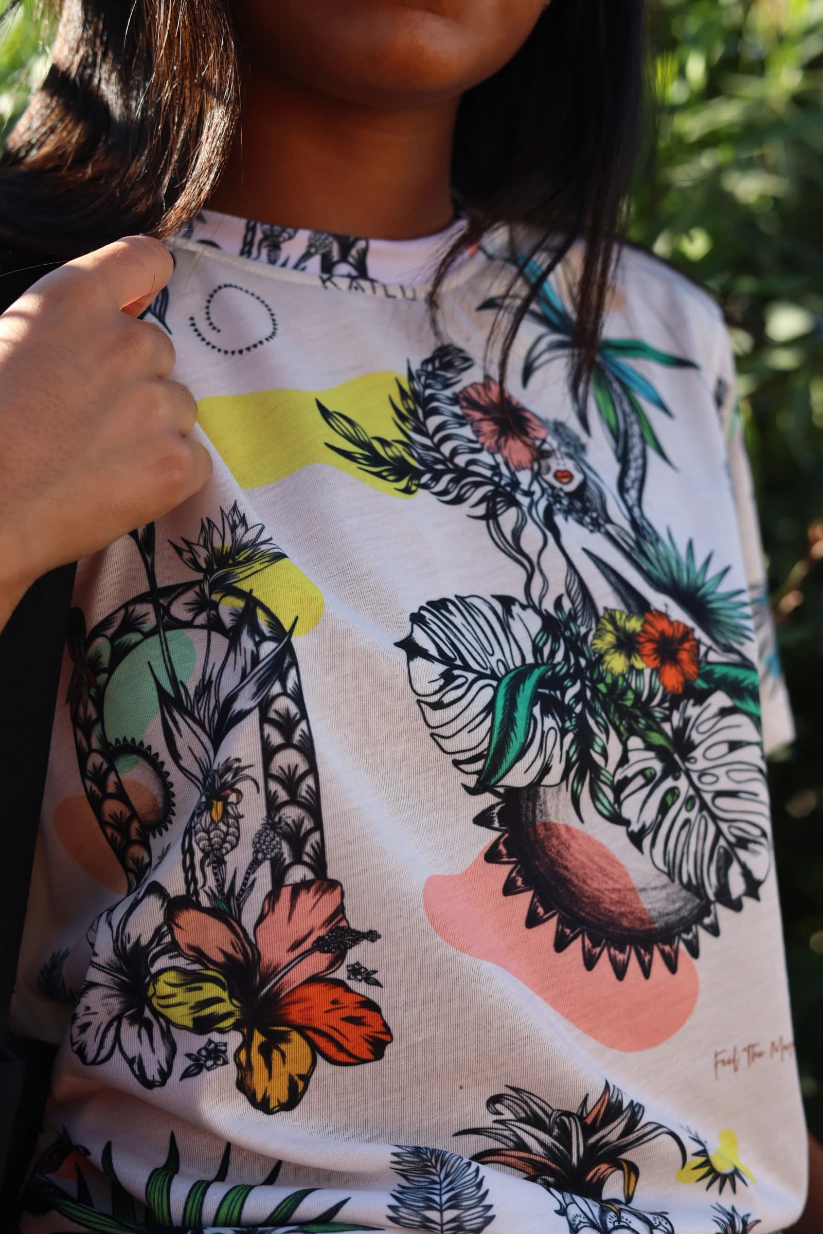 T-shirt Waiho'olu view 3